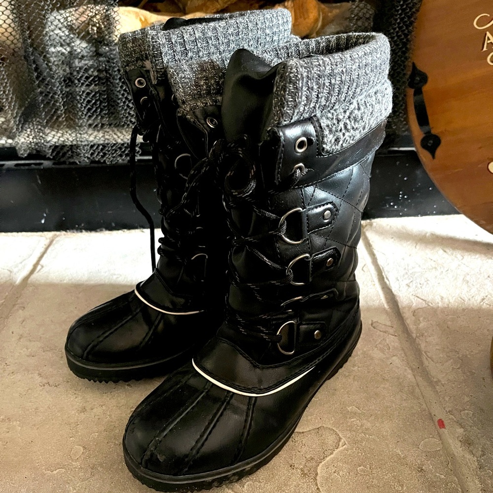 Girls boots